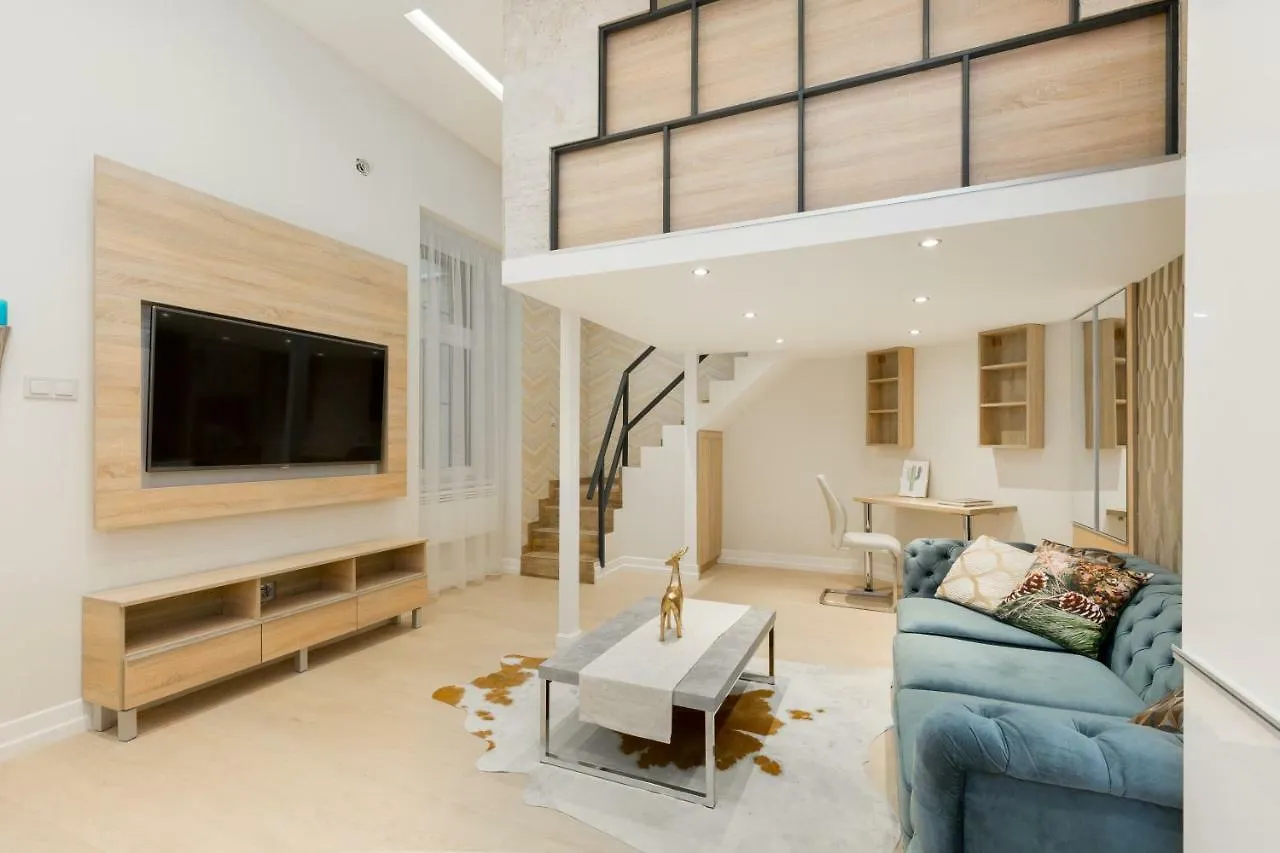 F15 Falk Apartment Budapest