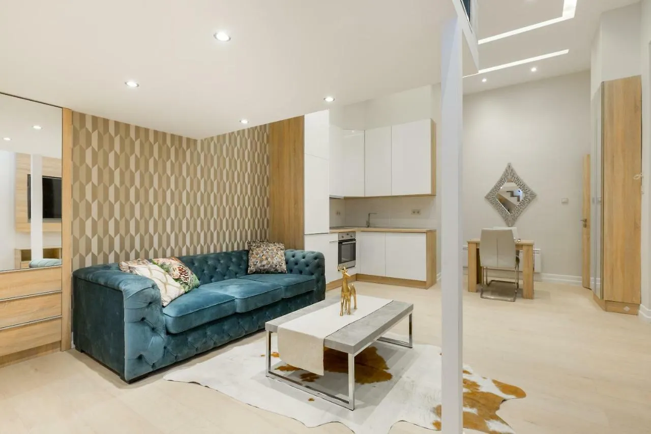 F15 Falk Apartment Budapest Hungría